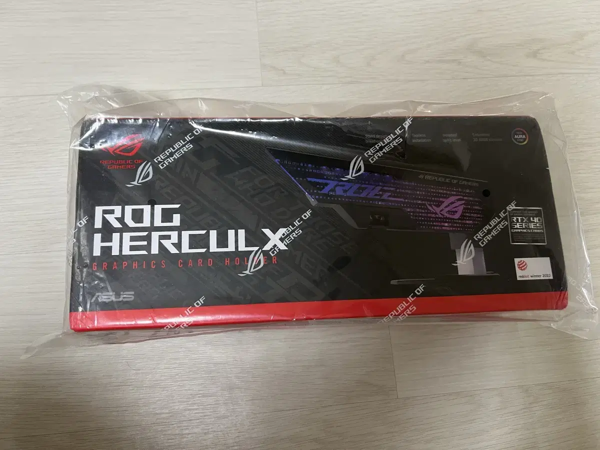 미개봉) ASUS ROG Herculx 그래픽 카드 홀더 판매합니다.